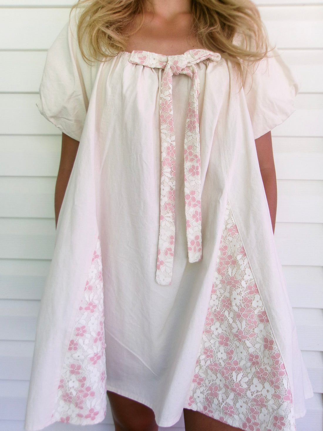 FLORAL-TIE LINEN DRESS